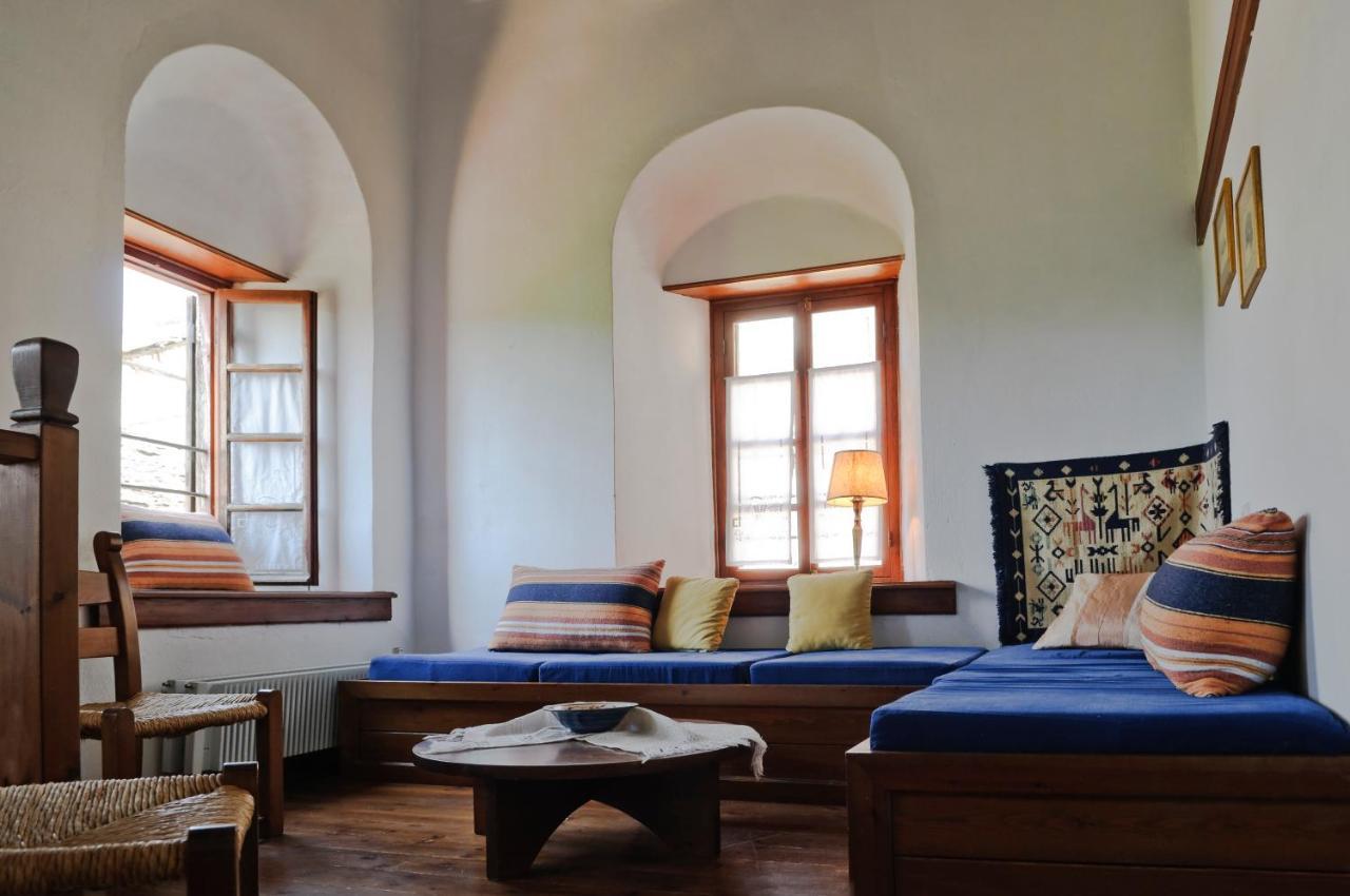 Alatinos Otel Pinakátai Dış mekan fotoğraf
